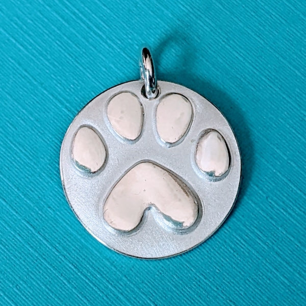 FINE SILVER PAW-PRINT, STERLING SILVER CHAIN | < Z-FIRE.COM >.999 Pure Silver Paw-Print Charm About .65 Inches ø About 1.5 cm ø 